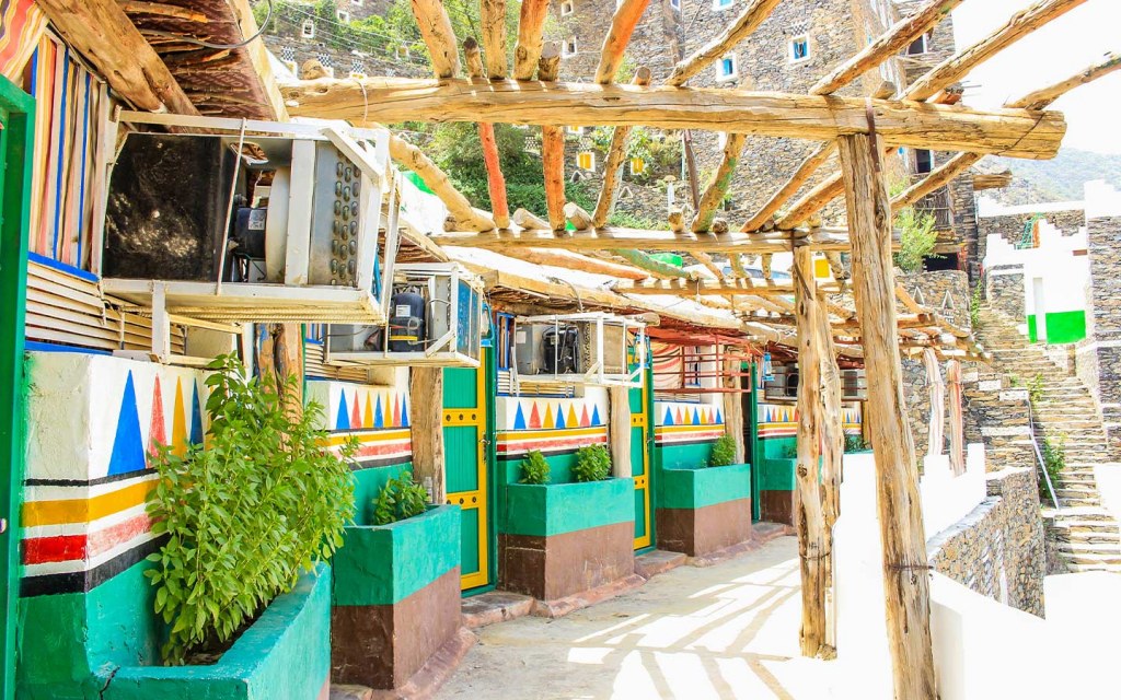 ar06162021 رجال المع متحف 1024x640